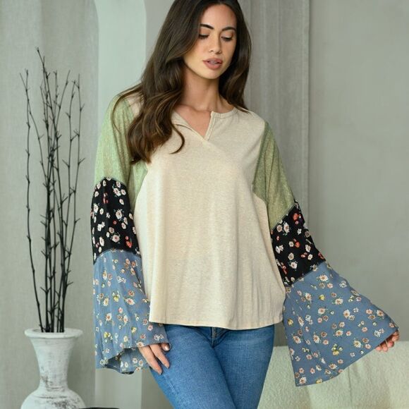 NEW! Pretty Boho Long Bell Print Sleeve V Neck Top Floral - Picture 1 of 3